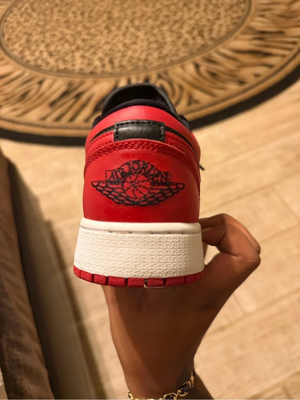 Nike Air Jordan 1 Low Reverse Bred GS 6.5Y Red Black 553560-606
